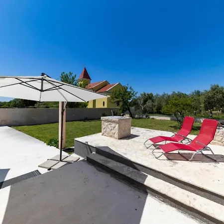 3 Bedroom Luxurious In