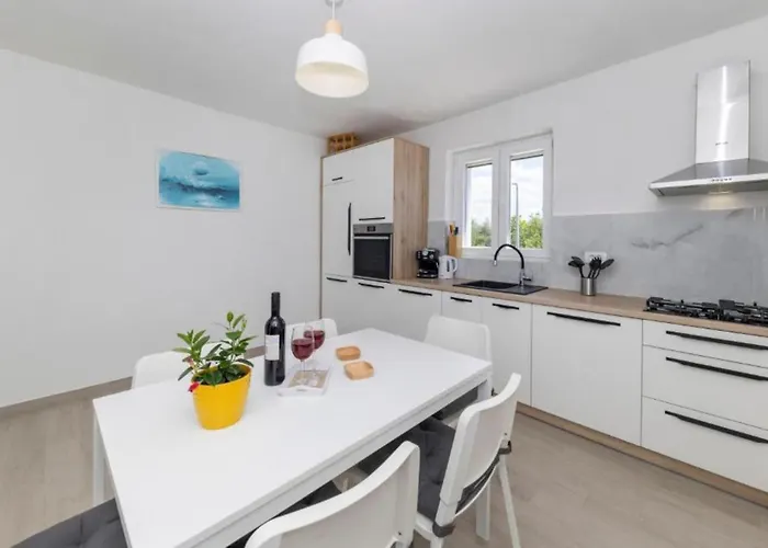 3 Bedroom In *
