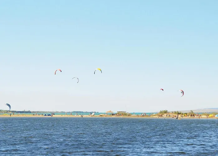 3 Bedroom In Hébergement de vacances Nin